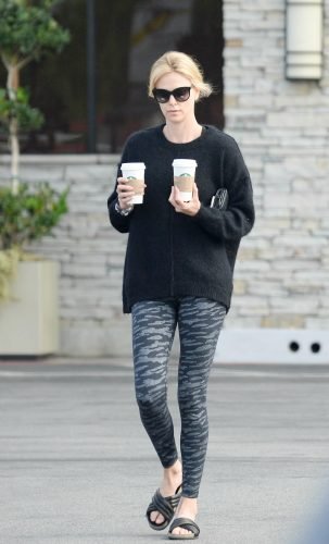 Charlize Theron Feet Toes And Soles 1711