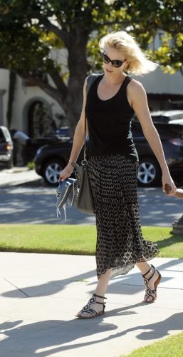 Charlize Theron Feet Toes And Soles 1756