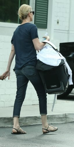 Charlize Theron Feet Toes And Soles 1795