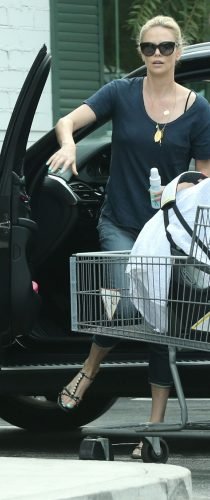 Charlize Theron Feet Toes And Soles 1797