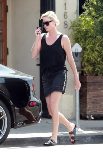 Charlize Theron Feet Toes And Soles 2005