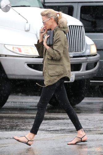 Charlize Theron Feet Toes And Soles 2044