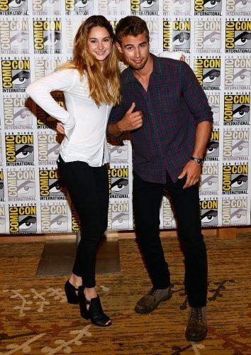 Shailene Woodley Feet Toes And Soles 220