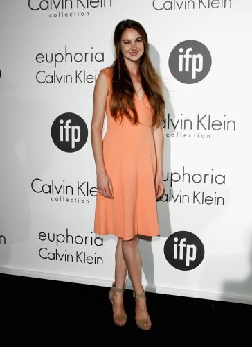 Shailene Woodley Feet Toes And Soles 380