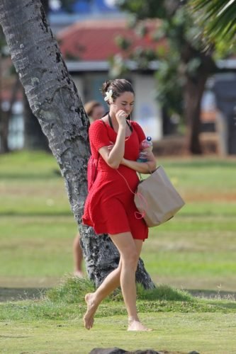 Shailene Woodley Feet Toes And Soles 603