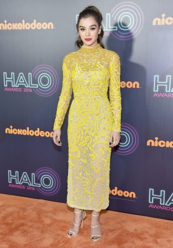 Hailee Steinfeld Feet Toes And Soles 441