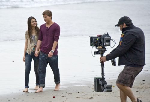 Victoria Justice Feet Toes And Soles 310