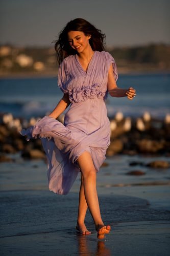 Victoria Justice Feet Toes And Soles 662
