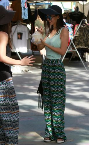 Victoria Justice Feet Toes And Soles 1296