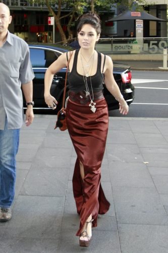 Vanessa Hudgens Feet Toes And Soles 243