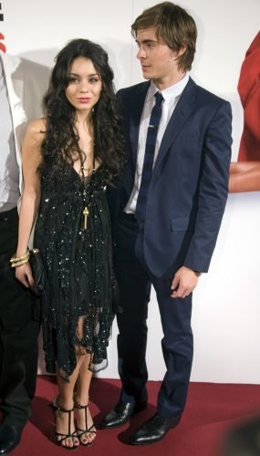 Vanessa Hudgens Feet Toes And Soles 247