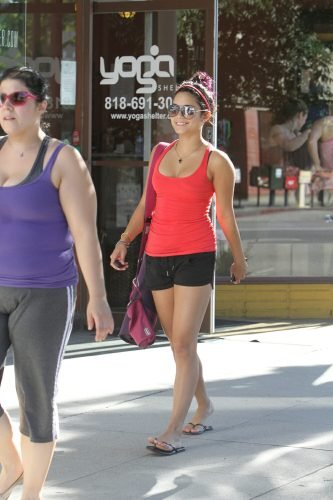 Vanessa Hudgens Feet Toes And Soles 253