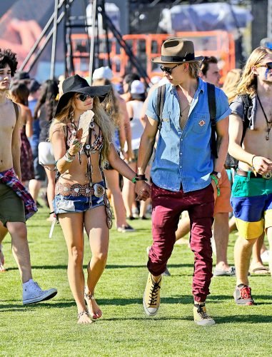 Vanessa Hudgens Feet Toes And Soles 276