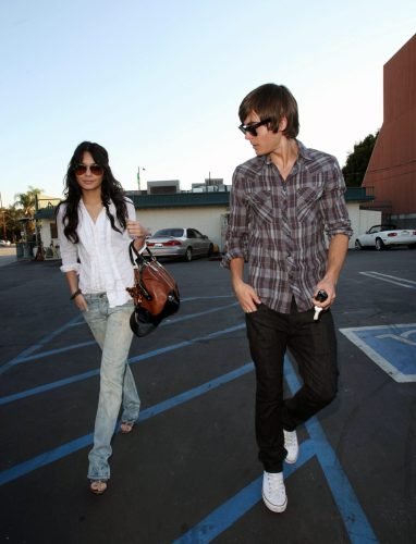 Vanessa Hudgens Feet Toes And Soles 391