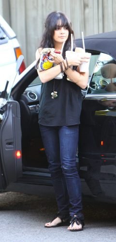 Vanessa Hudgens Feet Toes And Soles 448