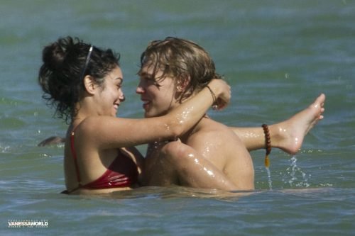 Vanessa Hudgens Feet Toes And Soles 487