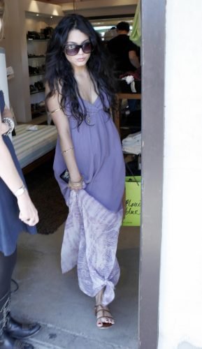 Vanessa Hudgens Feet Toes And Soles 529