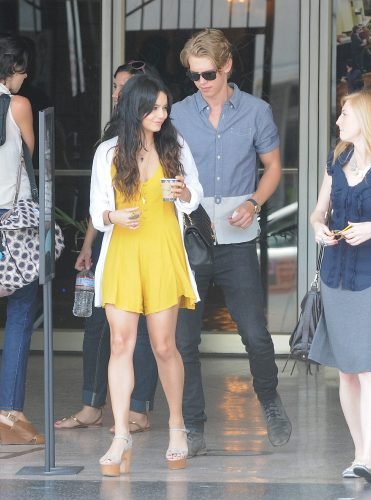 Vanessa Hudgens Feet Toes And Soles 663