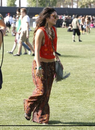 Vanessa Hudgens Feet Toes And Soles 845