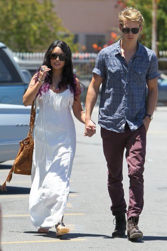 Vanessa Hudgens Feet Toes And Soles 1051