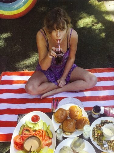 Taylor Swift Feet Toes And Soles 247