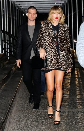 Taylor Swift Feet Toes And Soles 269