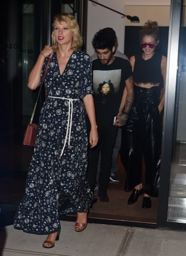 Taylor Swift Feet Toes And Soles 295