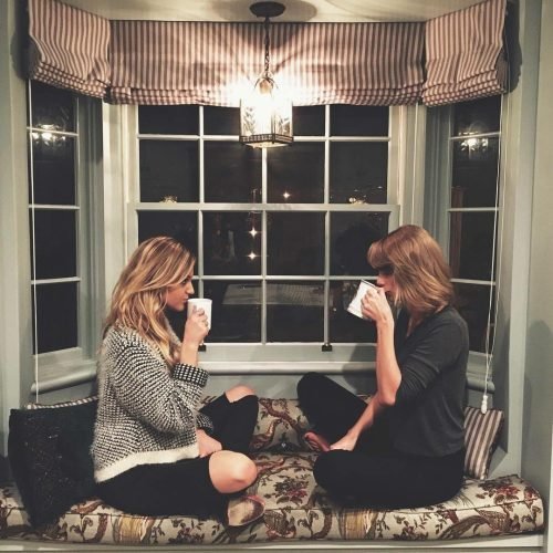 Taylor Swift Feet Toes And Soles 511