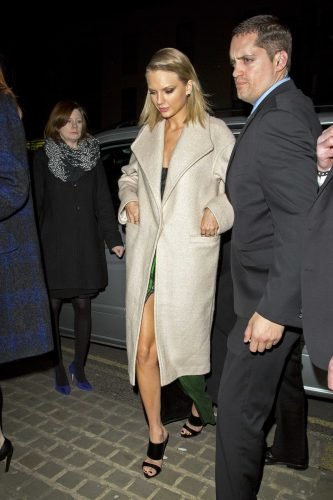 Taylor Swift Feet Toes And Soles 759