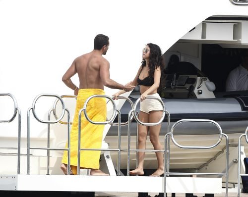 Selena Gomez Feet Toes And Soles 275