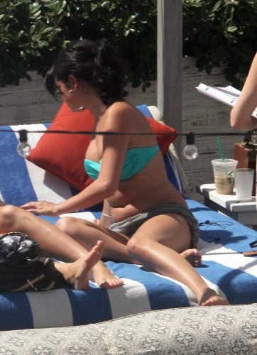 Selena Gomez Feet Toes And Soles 395