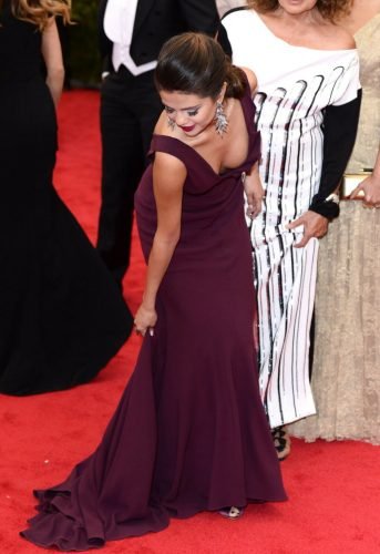 Selena Gomez Feet Toes And Soles 492