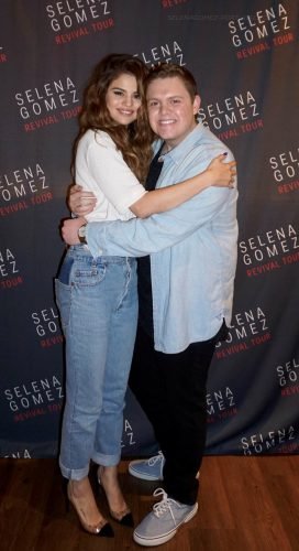Selena Gomez Feet Toes And Soles 537