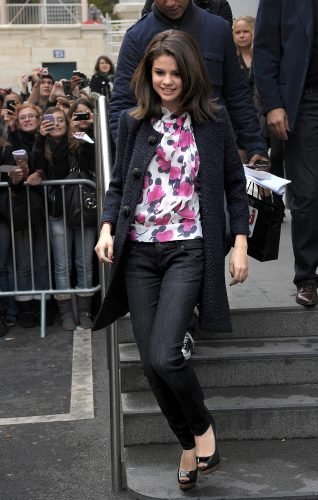 Selena Gomez Feet Toes And Soles 570