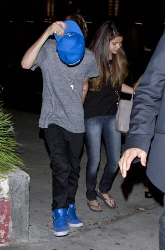 Selena Gomez Feet Toes And Soles 682