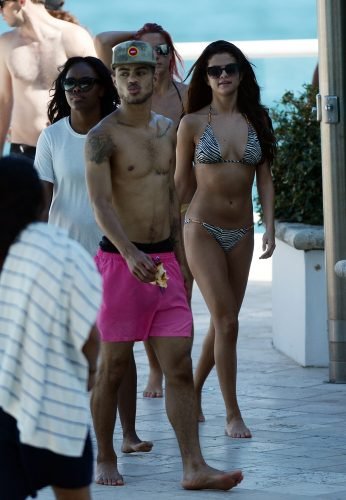 Selena Gomez Feet Toes And Soles 851