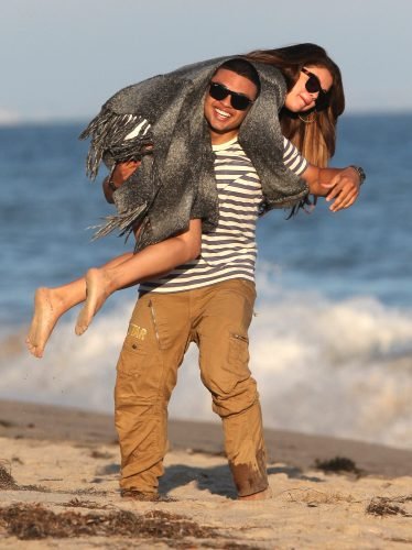 Selena Gomez Feet Toes And Soles 868