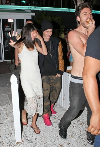 Selena Gomez Feet Toes And Soles 873