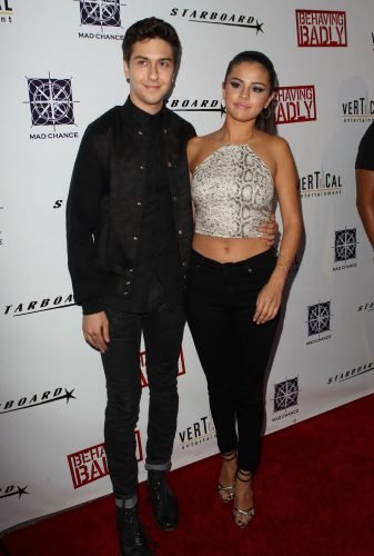 Selena Gomez Feet Toes And Soles 1035