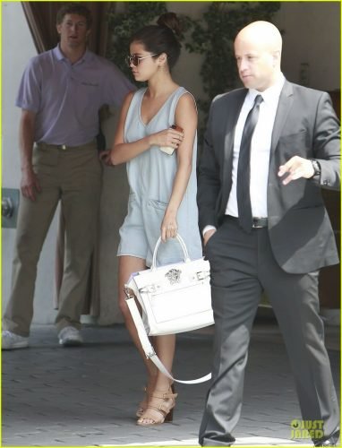 Selena Gomez Feet Toes And Soles 1085