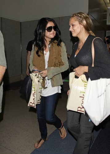 Selena Gomez Feet Toes And Soles 1118