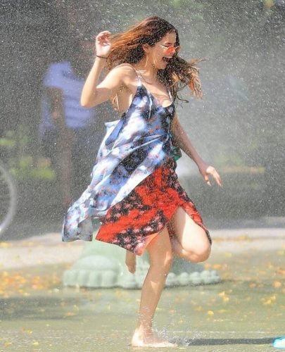 Selena Gomez Feet Toes And Soles 1225