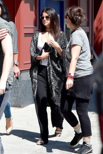 Selena Gomez Feet Toes And Soles 1345