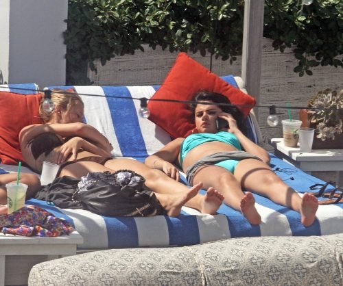 Selena Gomez Feet Toes And Soles 1381