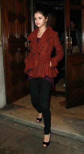 Selena Gomez Feet Toes And Soles 1400