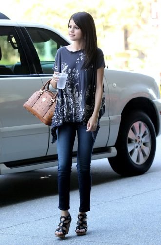 Selena Gomez Feet Toes And Soles 1779