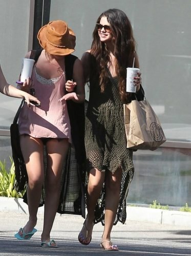 Selena Gomez Feet Toes And Soles 1882