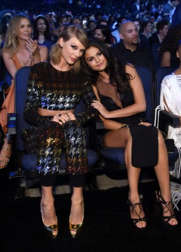 Selena Gomez Feet Toes And Soles 1946