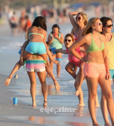 Selena Gomez Feet Toes And Soles 1962