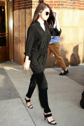 Selena Gomez Feet Toes And Soles 1970